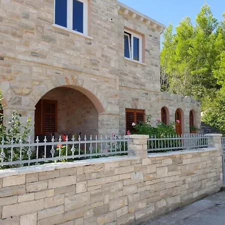 Kety Villa